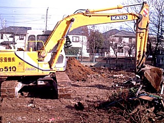 ショベルカー